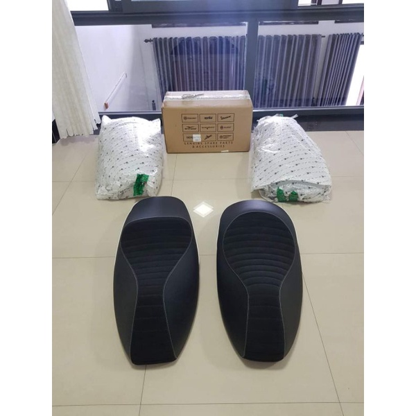 Yên solo Vespa GTS Sport chính hãng