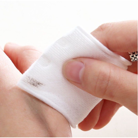 Bông tẩy trang Natural Cotton Pads 222 miếng Hatsu