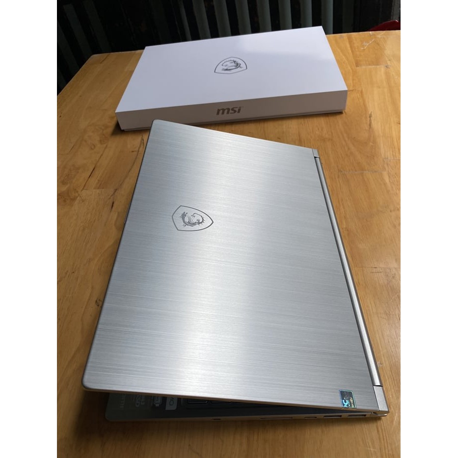 Laptop MSI Prestige 14 PS42