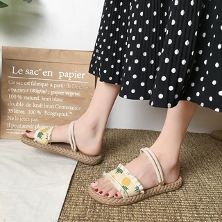 Sandal dâu tây