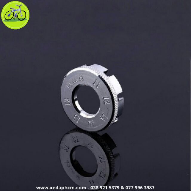 Dụng cụ cân rút căm vành xe đạp