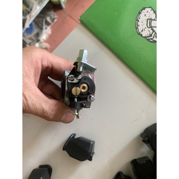 Nắp chụp bảo vệ chế hoà khímáy cắt cỏ Thụy Điển Husqvarna 143,541,330,430,520…