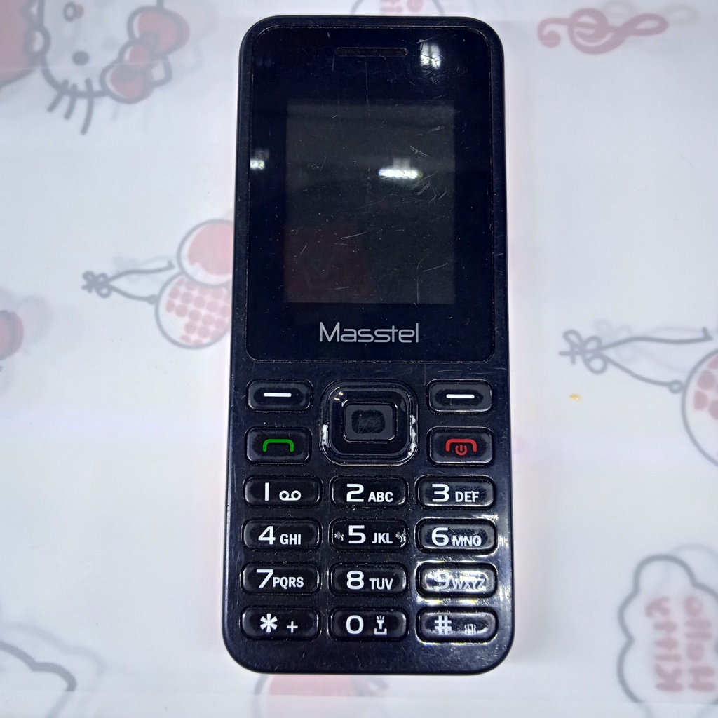 Xác điện thoại Masstel A130 hoạt động tốt, không nắp lưng