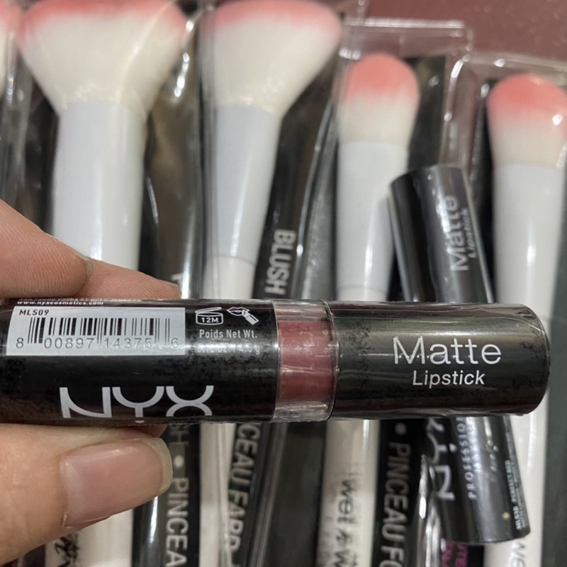 Son lì NYX Matte Lipstick Siera 4,5g