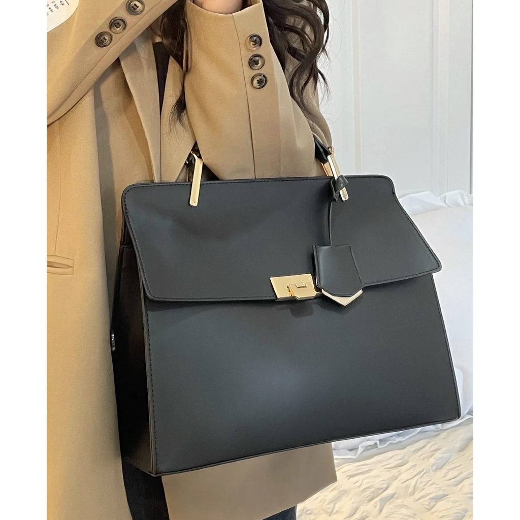 Túi Đeo Chéo Thiết Kế Mới Sức Chứa Lớn 2022 Thời Trang Mùa Xuân Cho Nữ