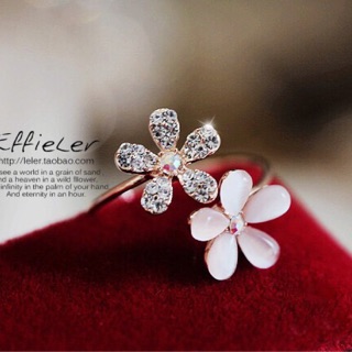 🍀 Nhẫn hoa hồng phủ đá mắt mèo