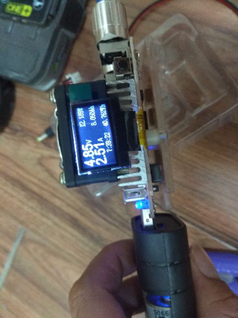 Box sạc 2 cell ra 5V/2.5A bản mới 2018 | BigBuy360 - bigbuy360.vn