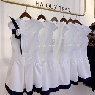 Đầm chữ A đính 3 hoa