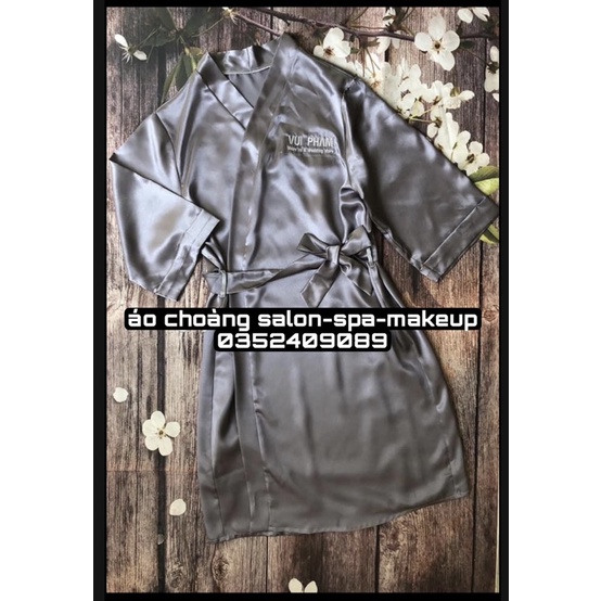 Áo choàng lụa satin màu ghi salon-spa-makeup
