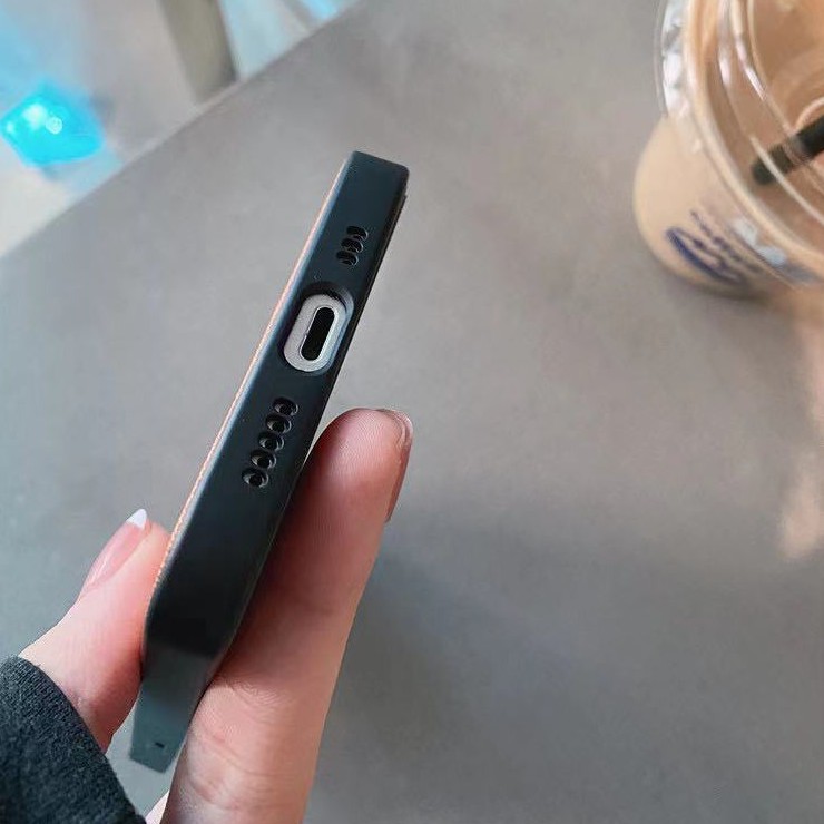 Ốp điện thoại in họa tiết LV sang trọng cho iPhone 13 ProMax 13 13Pro 11 ProMax 11 7+ 8+ X Xs Xr Xs Mx 12 12Pro 12ProMax