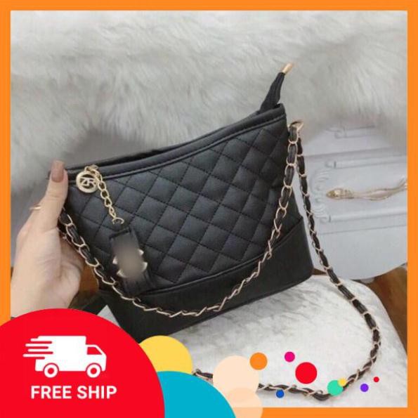 Túi Xách Nữ Hobo Ngọc Trinh Đi Chơi Đi Làm MonBags 2 Màu | BigBuy360 - bigbuy360.vn