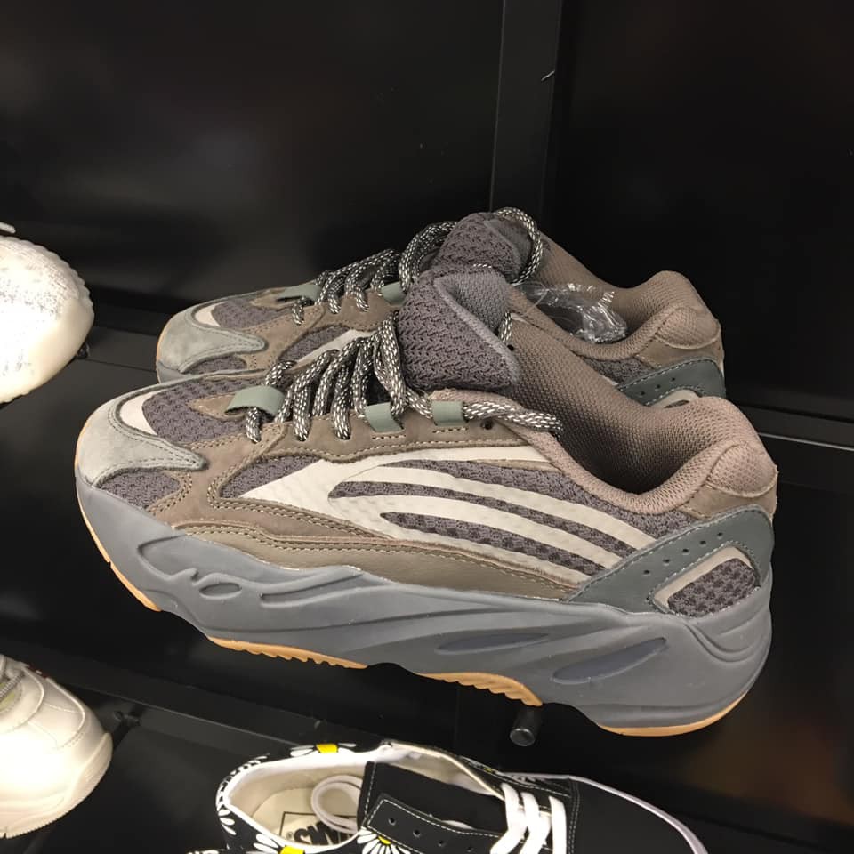 Freeship] Giày thể thao Nam/Nữ YZ 700 GEODE