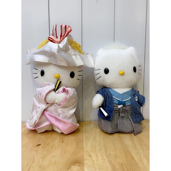 Kitty mặc lễ phục siêu cute 22cm