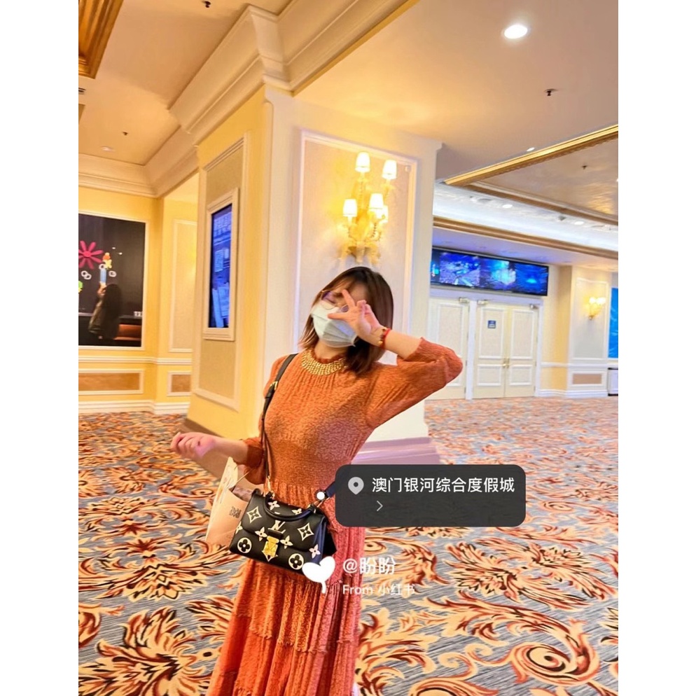 Túi Lv quai xách new 2022