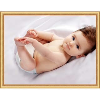 Tranh dán tường phòng ngủ HD Em bé cute HUD0715K Kim sa
