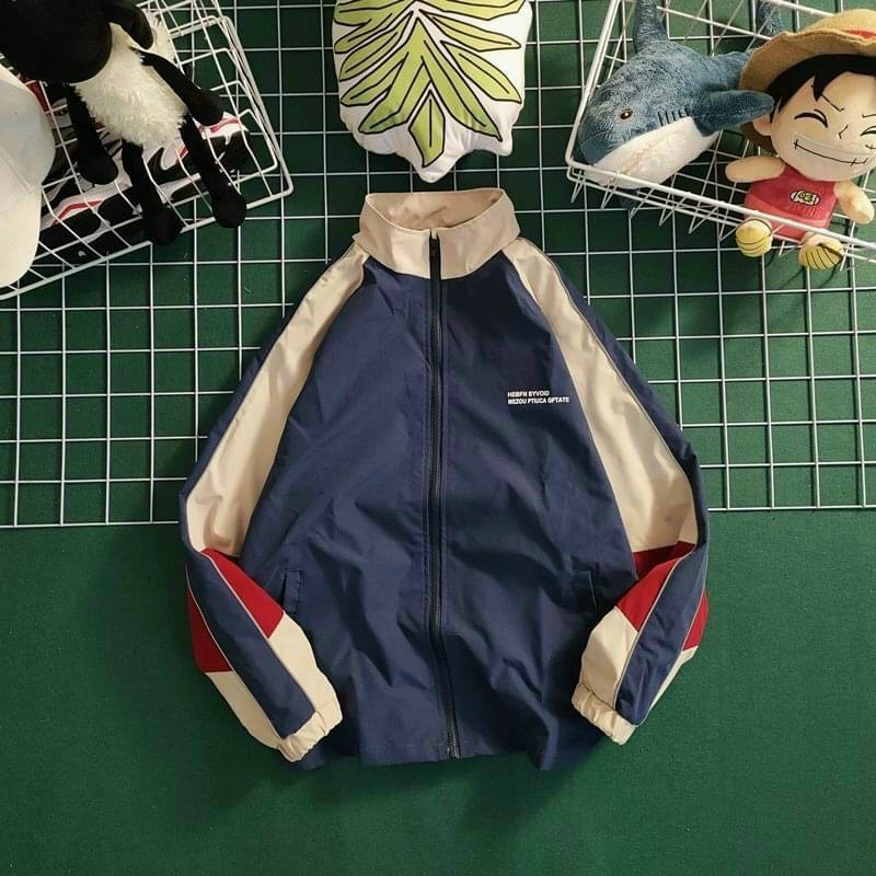 Áo khoác dù phối logo in nam nữ sản phẩm được may từ chất dù hai lớp mềm,mịn có hai size L từ(43-58)kg,XL từ(58-69)kg