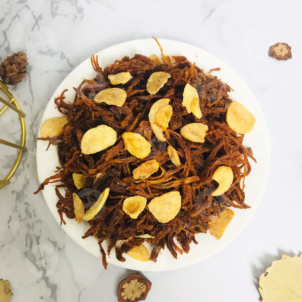 [Mã 267FMCGSALE giảm 8% đơn 500K] Khô heo cháy tỏi hũ pet 300g cay thơm đậm vị đồ ăn vặt Hà My | BigBuy360 - bigbuy360.vn