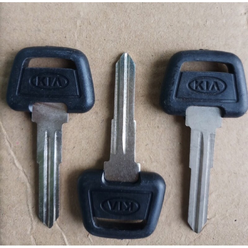Phôi chìa khoá xe KIA ( rảnh trái , combo 3 chia )