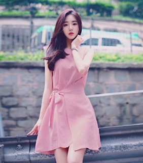 Đầm hồng đắp tà (kèm hình thật)