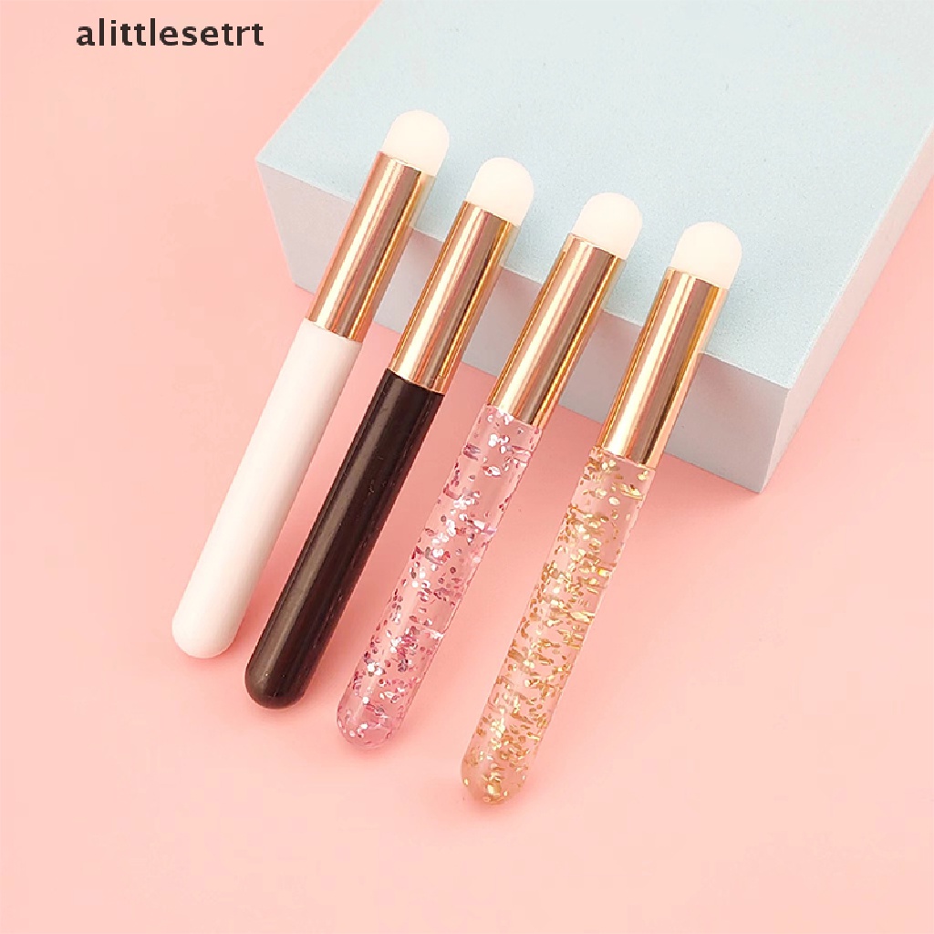 Cọ Trang Điểm Môi Đầu Tròn Mini Không Nhòe Tiện Dụng