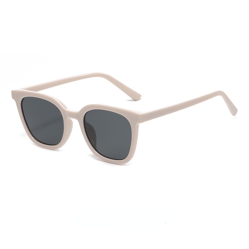 Sunglasses New Trend Sunglasses Retro Couple Fashion Sunglasses Men and Women Sunglasses Beach Travel Sunglasses