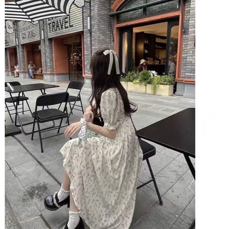 Váy hoa nhí tay phồng chiết eo phong cách Hàn Quốc