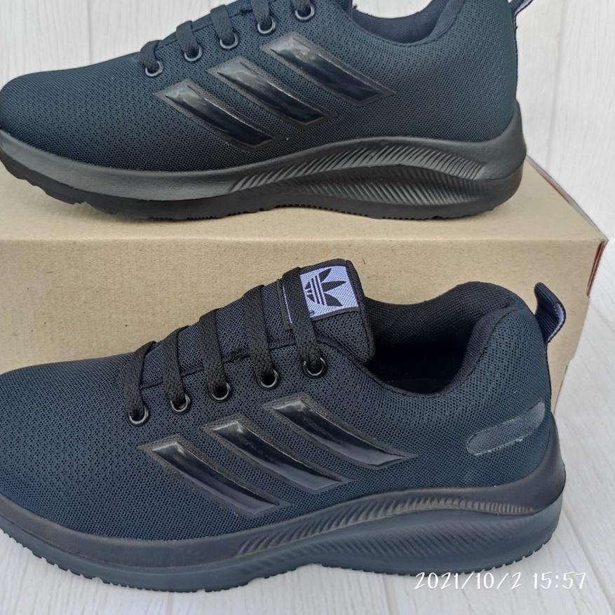 Giày Đi Học Đầy Đủ Màu Đen. Giày Adidas Đen Trơn. Giày Đen Thiết Kế Mới Nhất Thời Trang Dành Cho Nữ