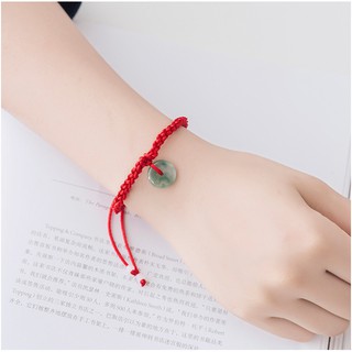 Dây đỏ may mắn