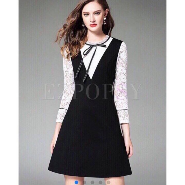 Váy yếm Asos phối ren