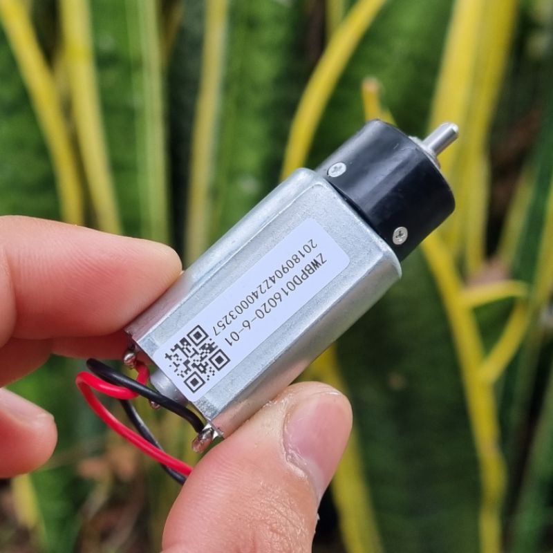 Động cơ motor giảm tốc 180 tốc độ 1300 vòng/phút - 3V trục D 3mm - Mô men xoắn lớn