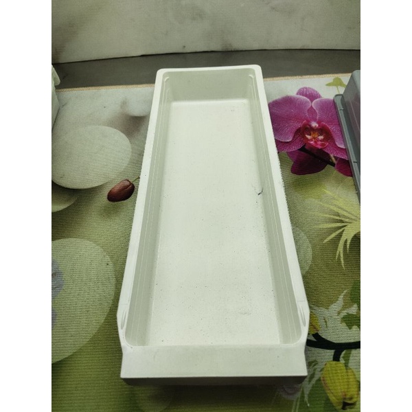 Hộp nhựa đóng ngăn kéo máy may