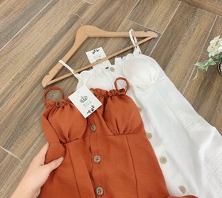 Váy hai dây cúp ngực đi biển