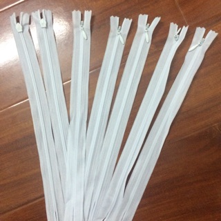 Khoá giọt lệ 25cm 40cm 60m trắng tinh hoặc trắng sứ tuỳ đợt