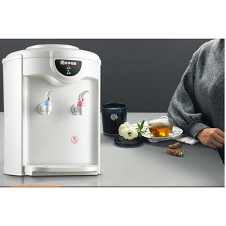 Cây nước nóng/ lạnh mini.