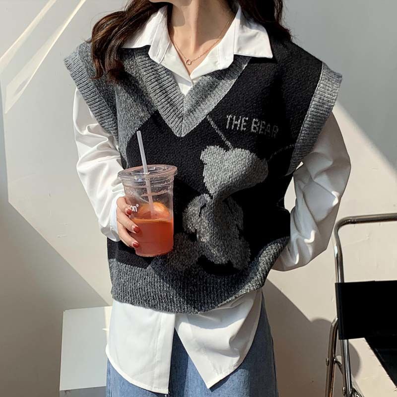 Set áo sơ mi dài tay và áo len không tay thời trang có bán lẻ