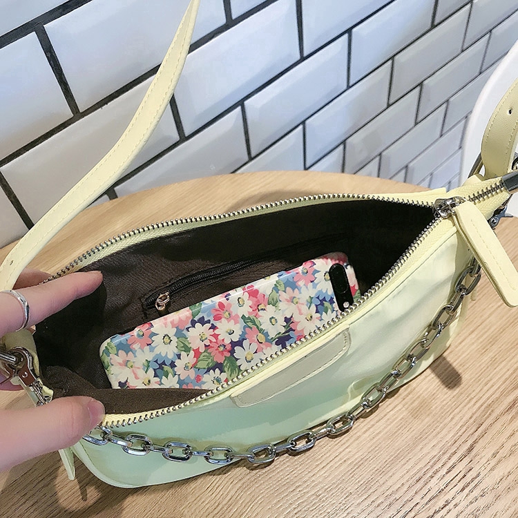 Túi đeo vai màu vàng thời trang sành điệu cho nữ