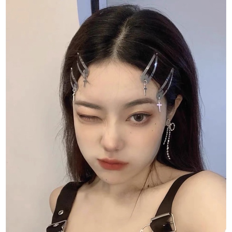 Kẹp tóc phong cách Punk cá tính