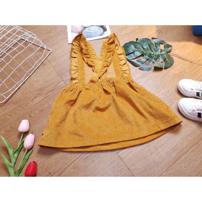 Váy yếm bé gái Sergen major dư xịn cực đẹp chất nhung tâm thêu hoa văn trước ngực