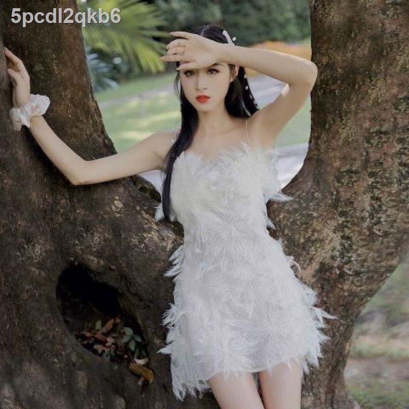 Đầm 2s ren hình bông tuyết trước ngực