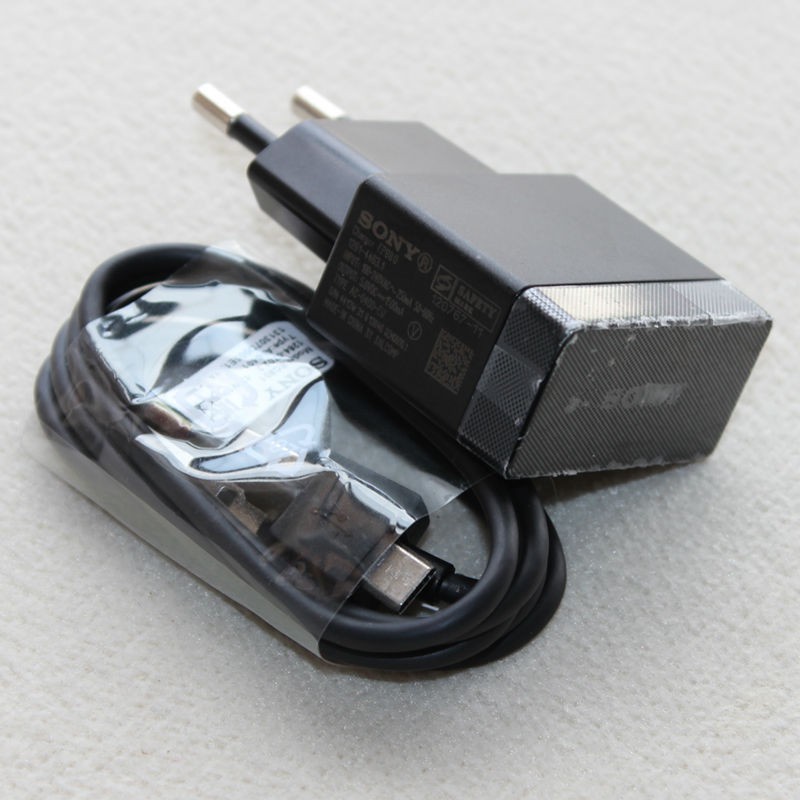 Sạc chính hãng Sony kèm cáp , công suất 5V - 1.5A