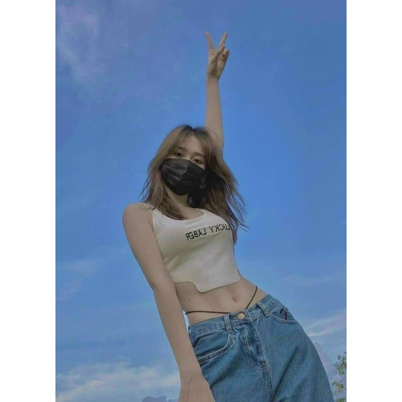 Áo dây phong cách siêu phá cách