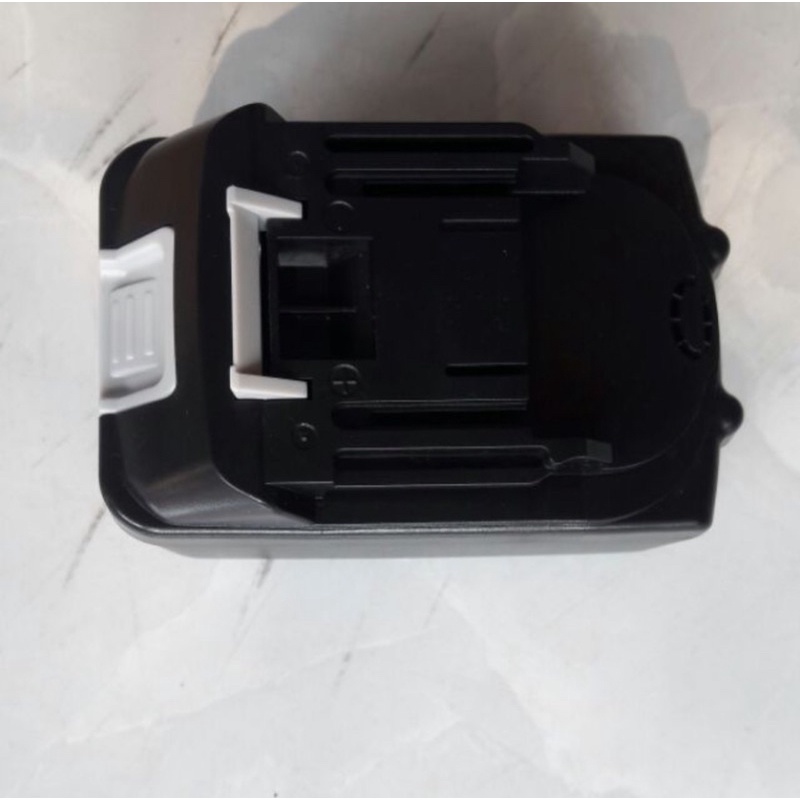 Vỏ Pin Makita 18V Nút Trắng BL 1830 vỏ chứa được 10 cell 18650 + lò xo, khung