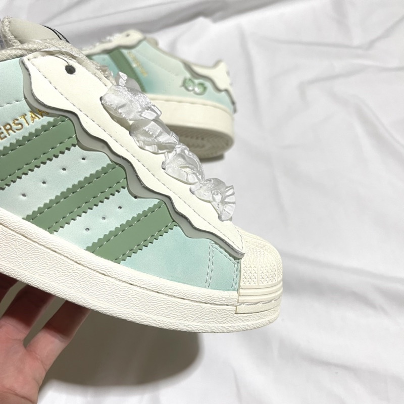 Giày thể thao nam nữ CT adidas superstar mũi sò trắng hồng dây ren phấn capuchino 2022, giày 3 vạch sò dây kim tuyến