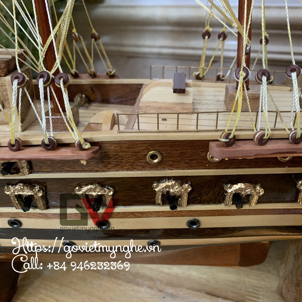 Mô hình tàu thuyền gỗ trang trí phong thủy tàu chiến cổ tên Jylland - Thân tàu dài 60cm - Buồm Đỏ - Gỗ Tự Nhiên
