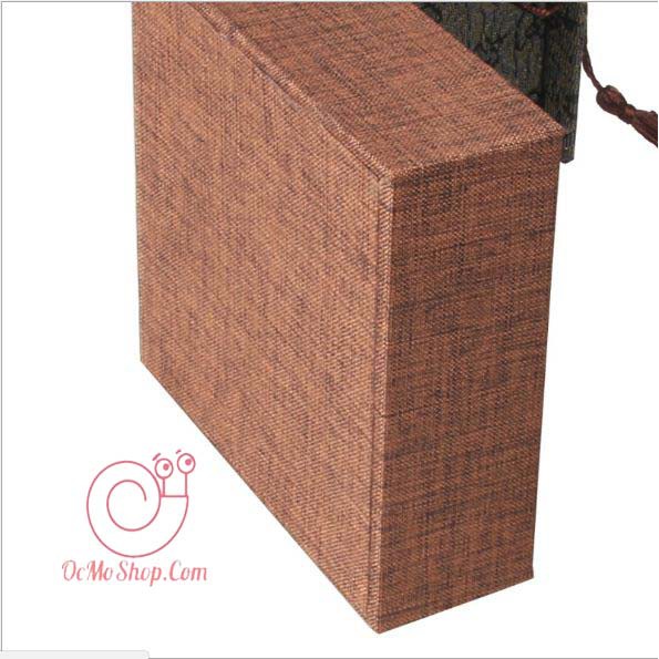 Hộp gấm tua rua thư pháp đựng trang sức, hộp quà tặng 12x12x4cm