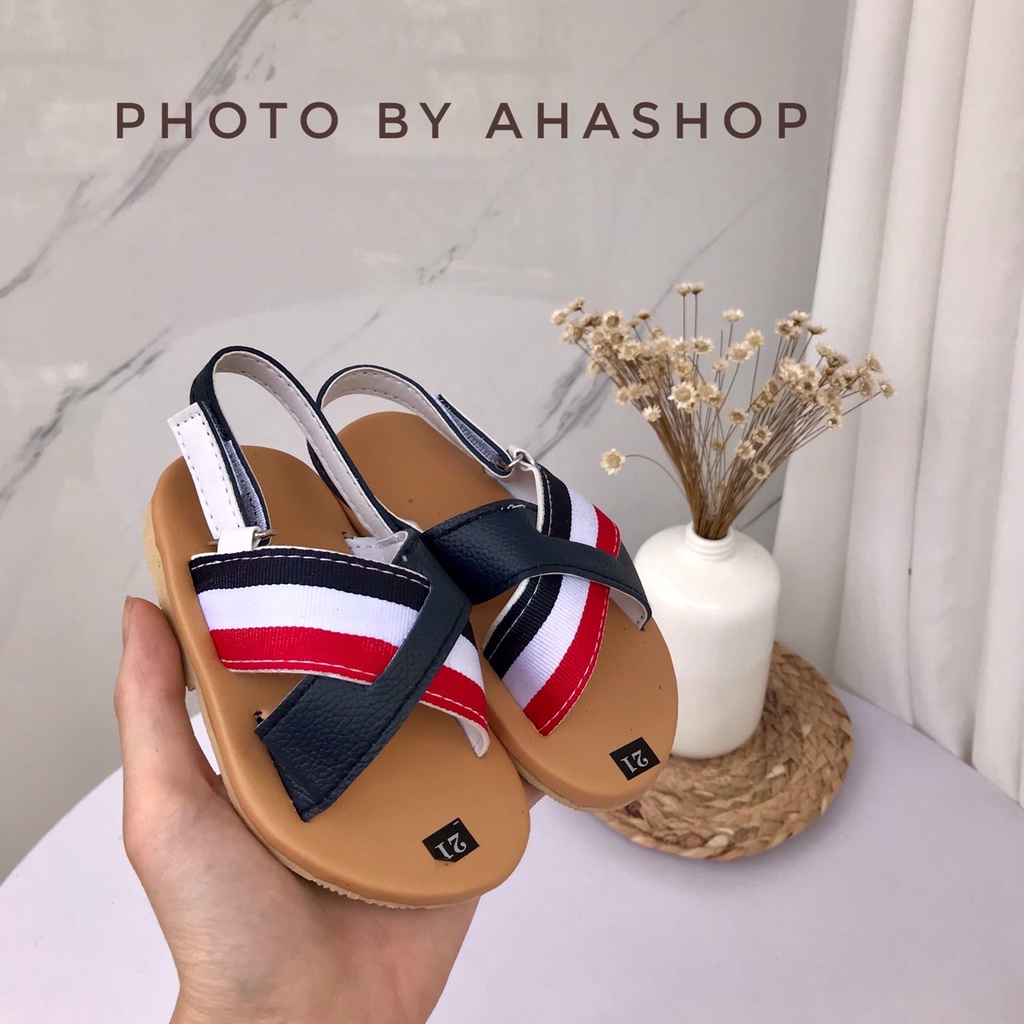 Sẵn Dép Sandal Dép Quai Hậu Quai Chéo Kẻ Phong Cách Thể Thao Cho Bé Trai K072