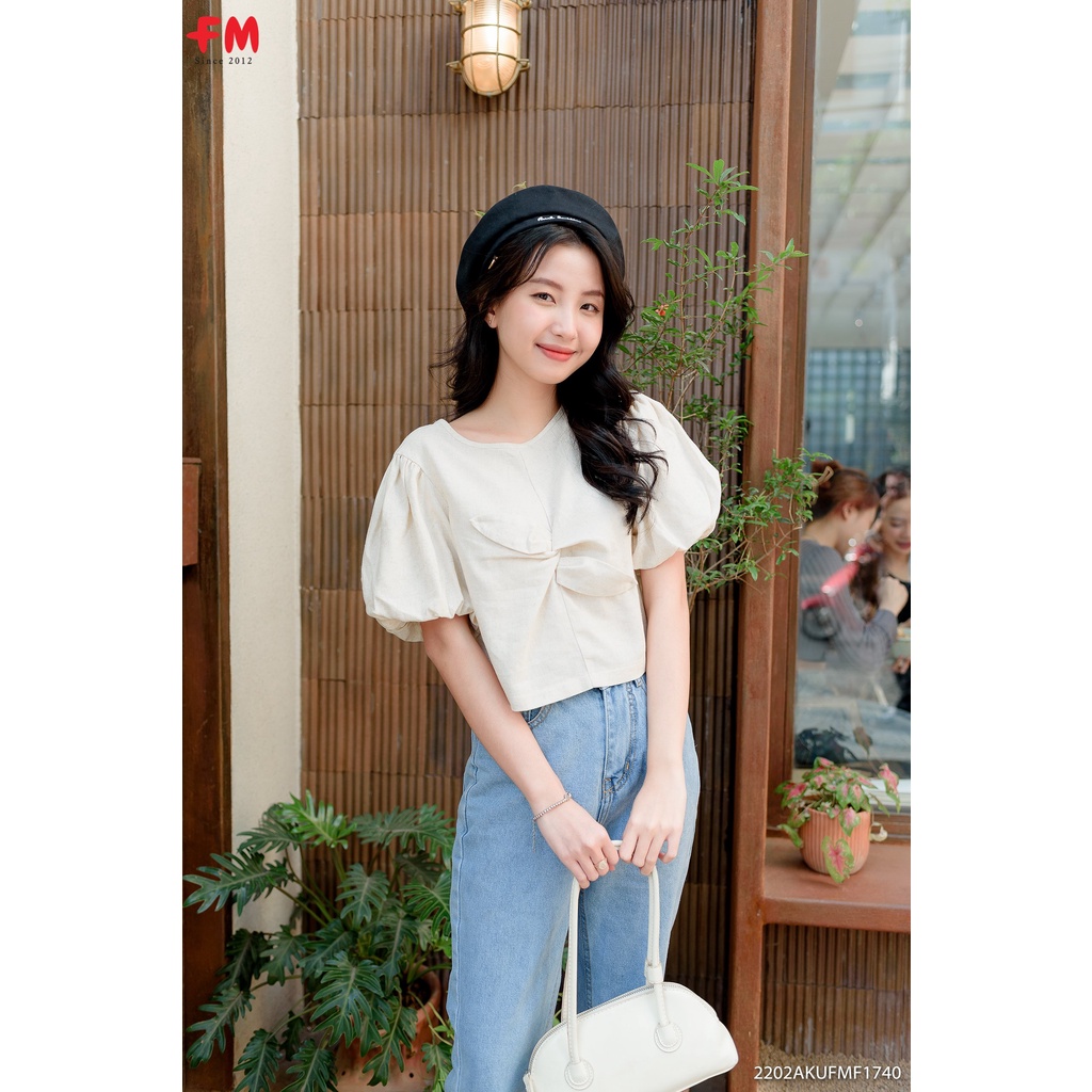 Áo kiểu croptop xoắn ngực tay bồng nữ FM Style năng động, cá tính 220217409