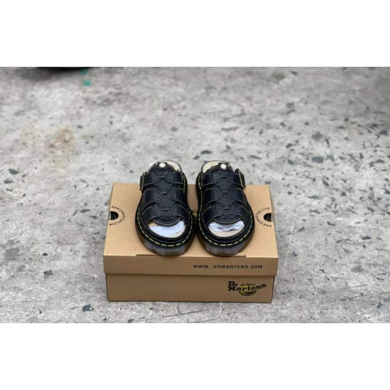 Dép Dr Martens 2014(khuyến mãi đặc biệt mua 1 được 2)