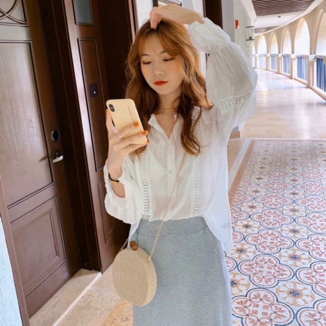 ✨ BOHEM SET: Set áo sơ mi + chân váy xám.