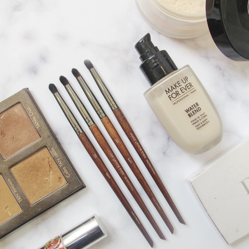 Cọ Nhấn Đuôi Mắt Makeup Forever 212